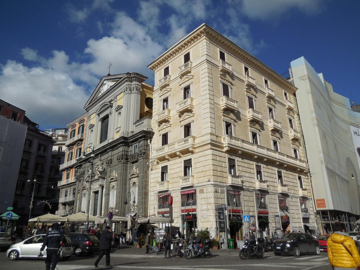 Sul Teatro San Carlo Appartamento
