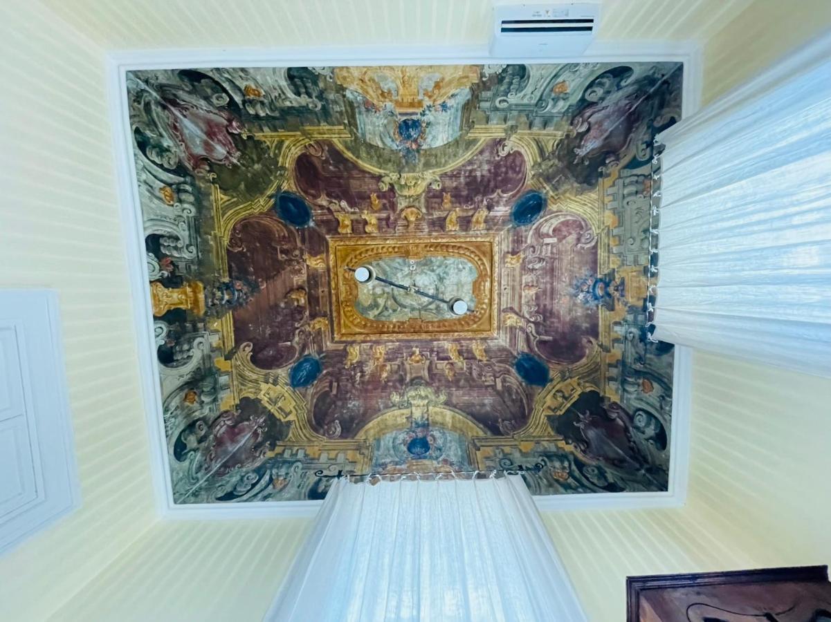 Apartment Sul Teatro San Carlo *